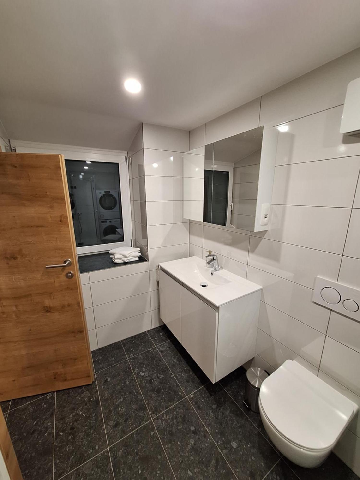Apartmán Prenocisca Kralj Komenda Exteriér fotografie