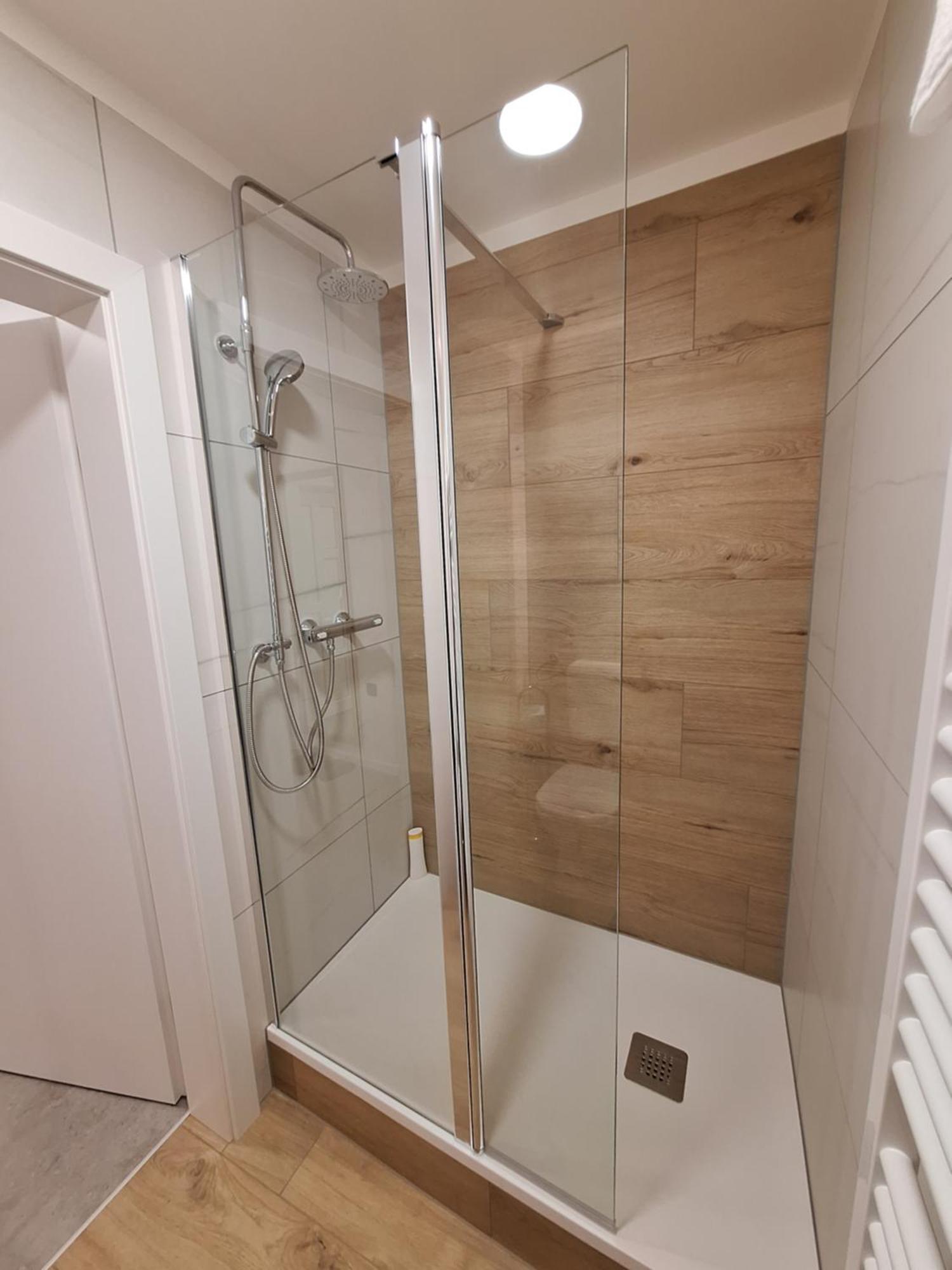 Apartmán Prenocisca Kralj Komenda Exteriér fotografie